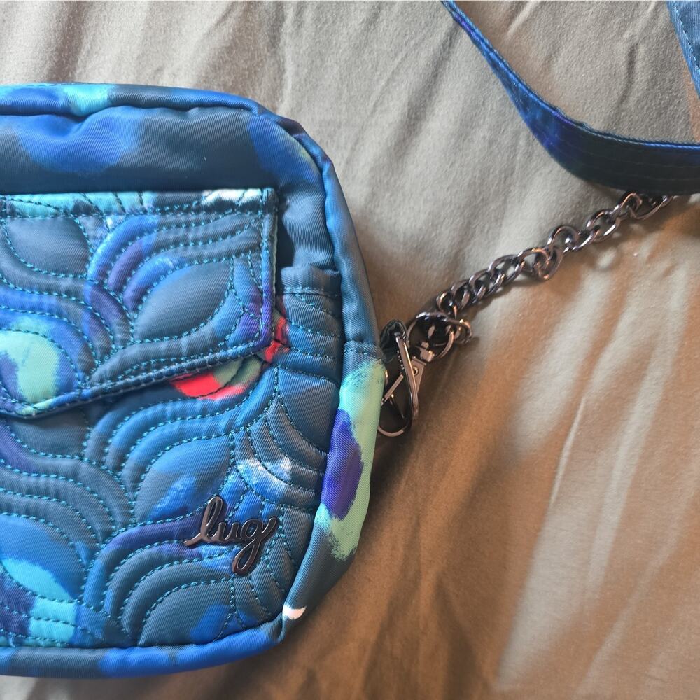 Lug Swing Bag Crossbody Sling Shoulder Waist in Mystic Bloom Forest NWOT phone - Picture 2 of 10